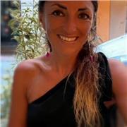Educatrice con esperienza tutte le materie sciole medie , materie umanistiche scuole superiori e università